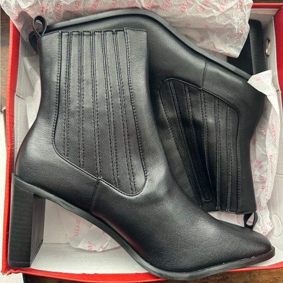 RAID Black Heeled Ankle Boots/ Square Toe Bootie (Size 11) - Picture 2 of 6